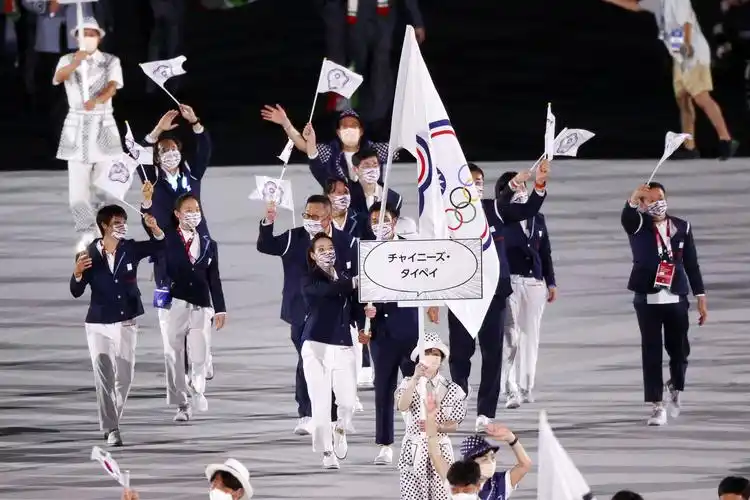 不管内政外交情况如何不及预期,东京奥运会的正式揭幕至少让作为首相