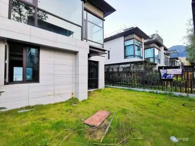 房东急售晋安区纯别墅社区户户带温泉山水环绕环境优美