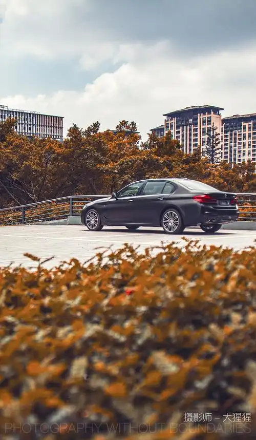 bmw宝马5系/汽车摄影/改装/改色/修图调色/创意摄影