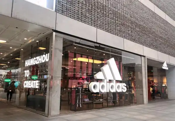 产能萎缩库存高企,运动鞋服产业如何谋变?