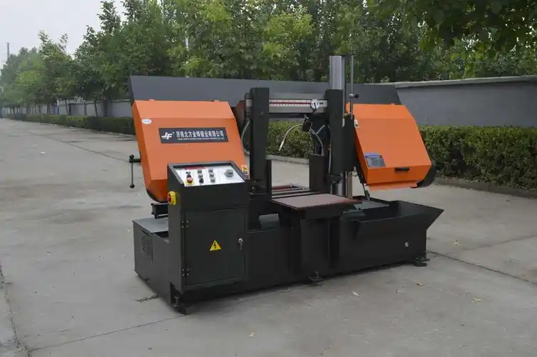 卧式带锯床gz4250-济南北方金锋锯业有限公司