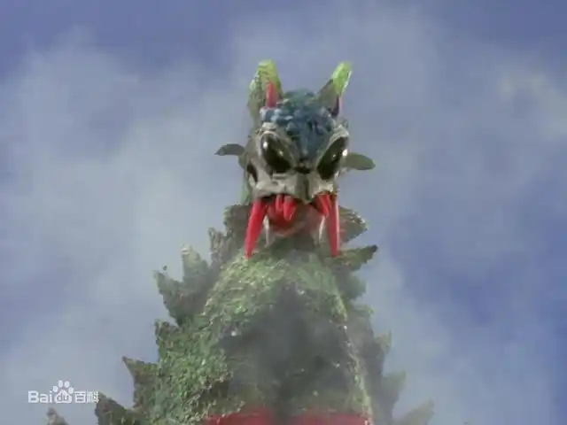 看这些怪兽都是被奥特曼一拳捅穿了