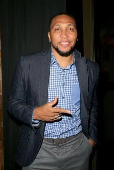 名人录美国职业篮球运动员一一肖恩马里昂