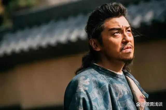 那就是改编自马伯庸的同名小说,由曹盾执导,雷佳音,易烊千玺领衔主演