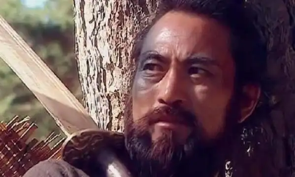 之后被梁中书赏识去护送生辰纲,因发生劫取而加入梁山,最后翟乃社出