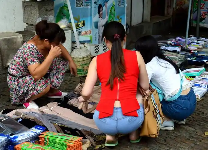 纪实实拍组图在沪生活的外来打工者的星期天