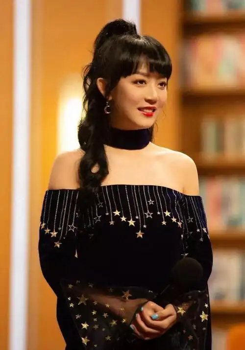 广东主持人毛琳分享自己的感情近况广东网友快没机会生小孩了