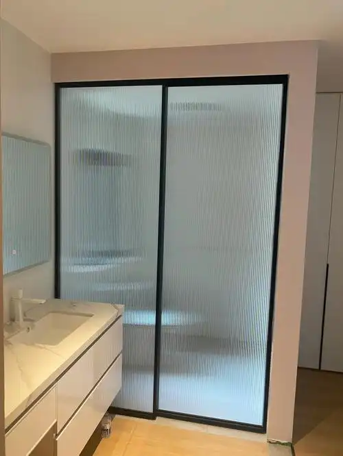 卫生间推拉门无门套设计