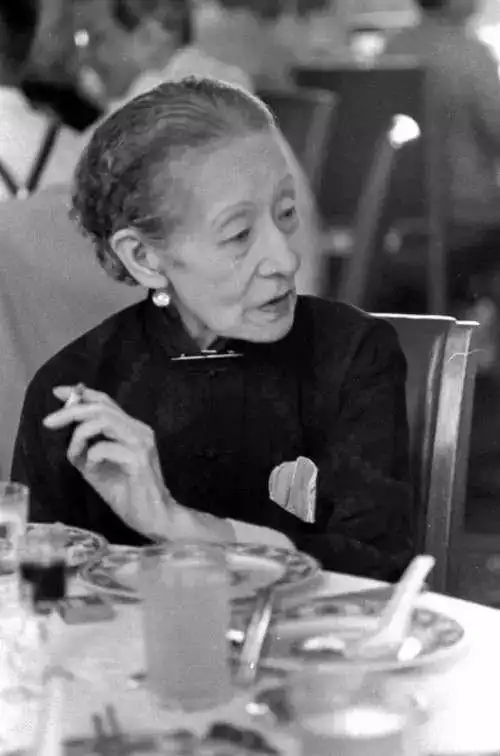 裕容龄-中国清代出生的现代舞艺术家