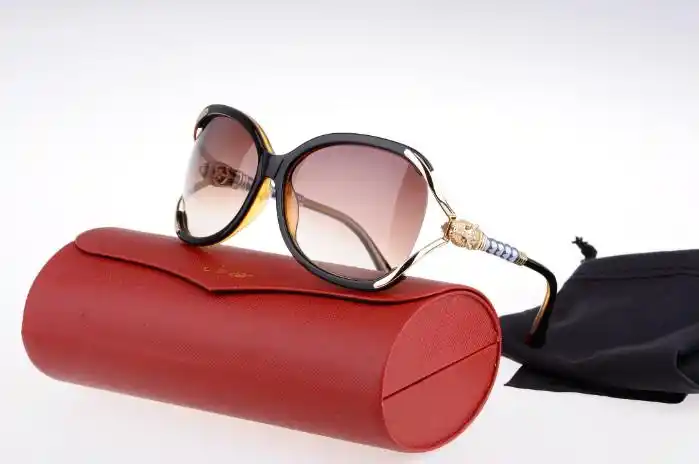 2013卡地亚0605女士时尚豹子头偏光太阳眼镜防眩光镜厂家批发