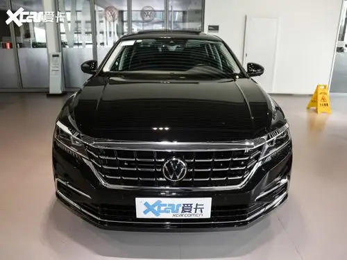 2021款帕萨特 330tsi 尊贵版