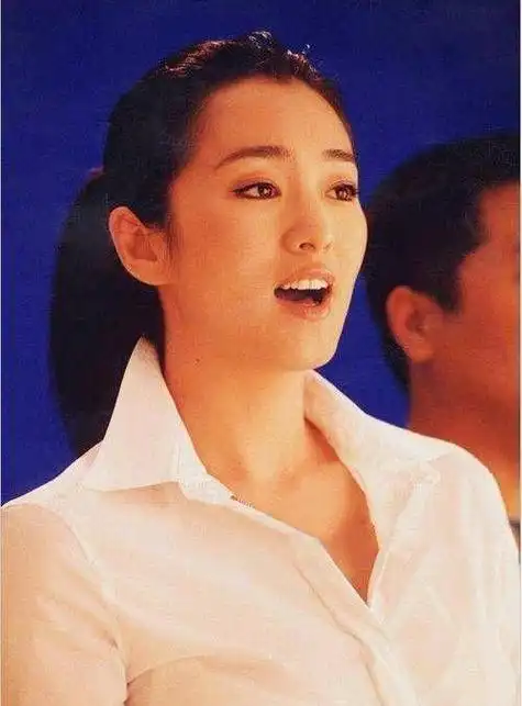 她用自己的演技和魅力征服了世界,成为了中国文化大革命