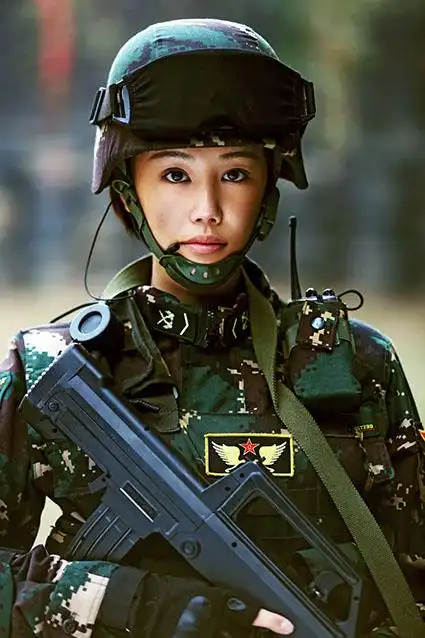 《女兵》高丽雯化身特种女兵 英姿飒爽