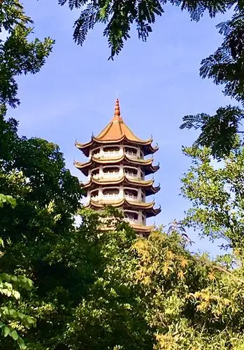 游十八罗汉山森林公园