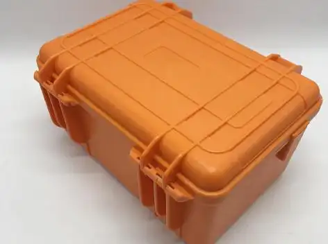 手提塑料工具箱