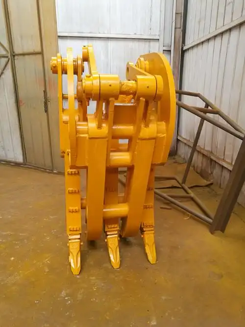 小松200 现代225机械式抓铁器抓钢机