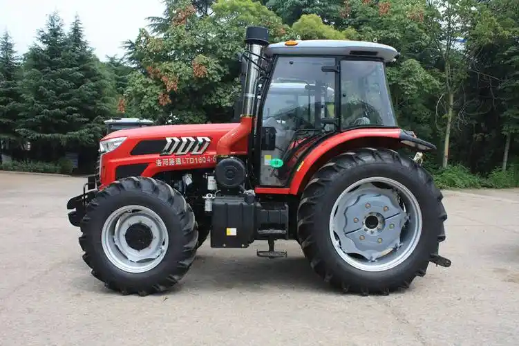 夏粮丰收啦准备秋收买拖拉机的来看看这台1604吧