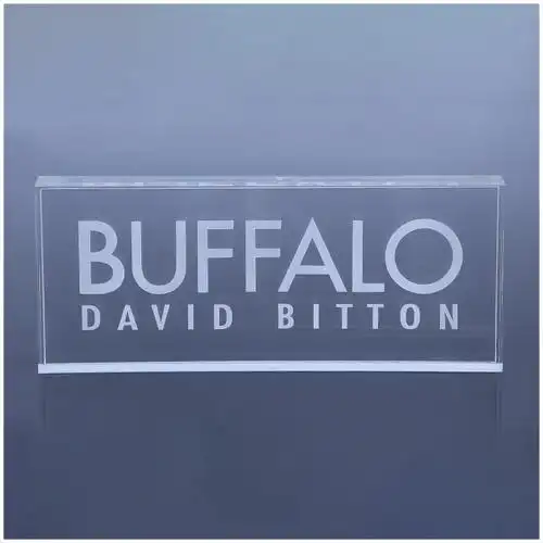 厂家供应亚克力logo展示牌高清透明台卡台牌 有机玻璃立牌