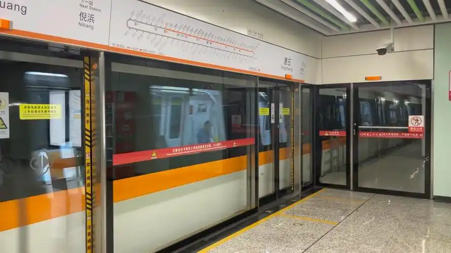 苏州地铁3号线新车323号车出唐庄站