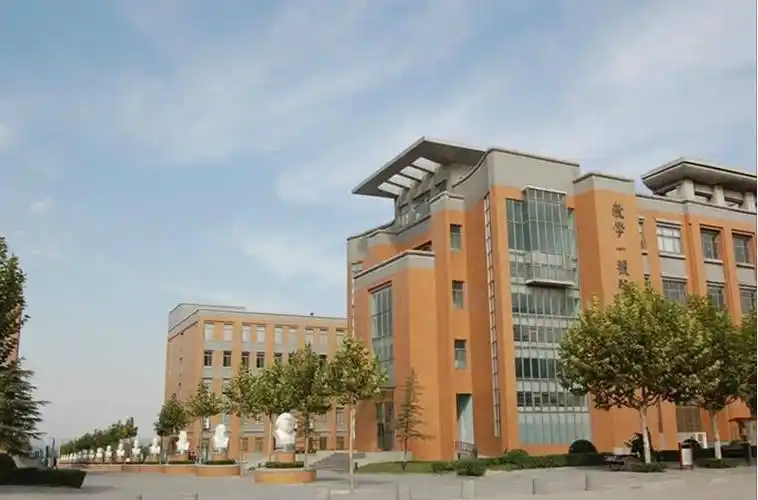 郑州商学院校园风景101470