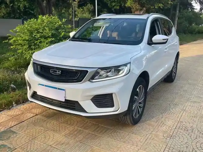 21年上牌的吉利帝豪远景x6,手动1.4t,车况精品,两个面 - 抖音