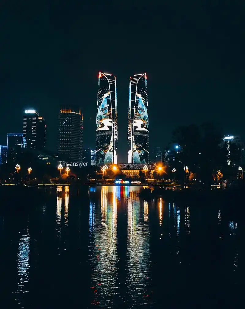 日常即旅程 #夜景 #成都夜景 #成都 #城市的夜晚 #抖音 - 抖音