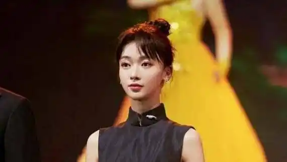 原创《正青春》章小鱼就显示了自己过人的才能,初步