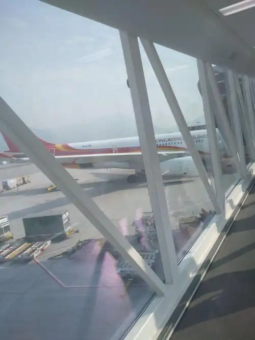 香港机场!难忘的旅游!最小的外孙女8岁!2019年1月20日!