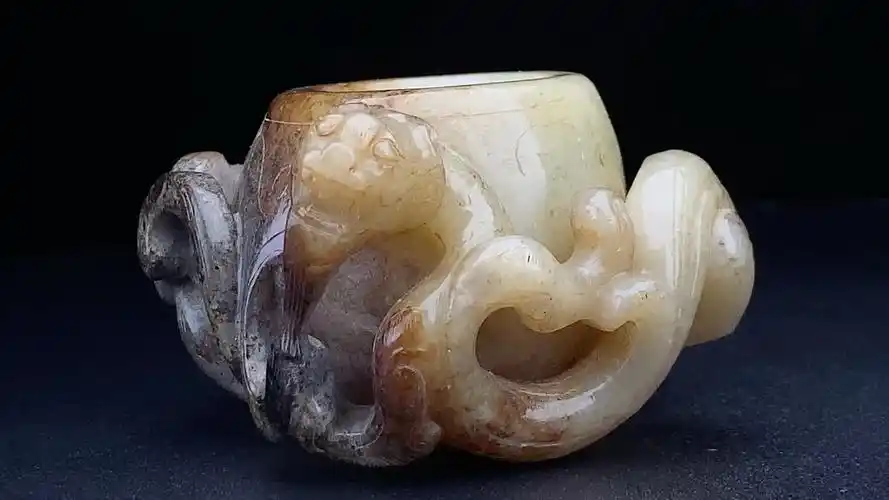 古玉老玉汉代和田玉盘龙扳指