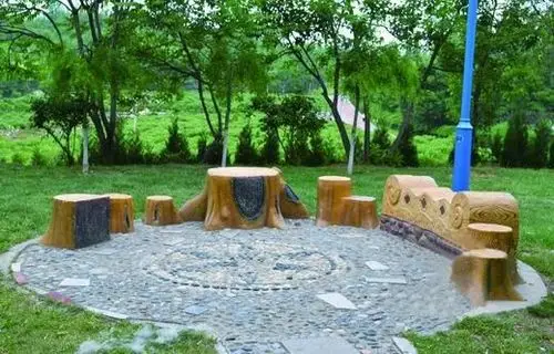 城市亲子互动公园景观小品设计雕塑园灯座椅景观标识