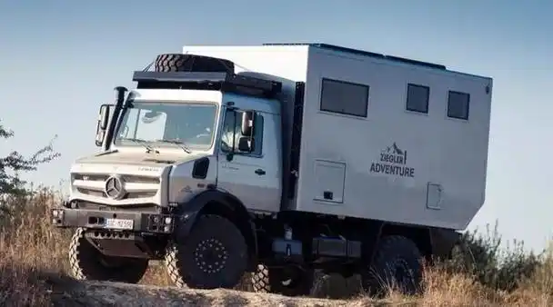 末日战车奔驰乌尼莫克译