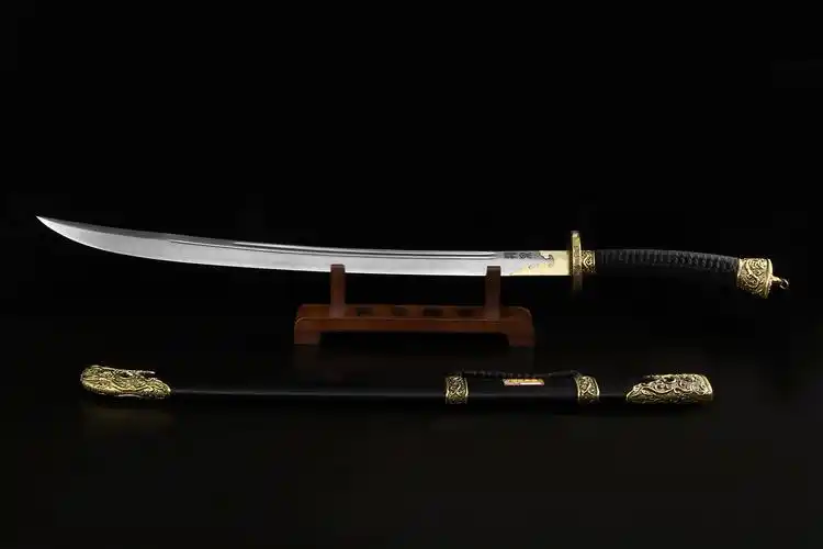 为何马刀可以取代长矛,成为骑兵武器之王?