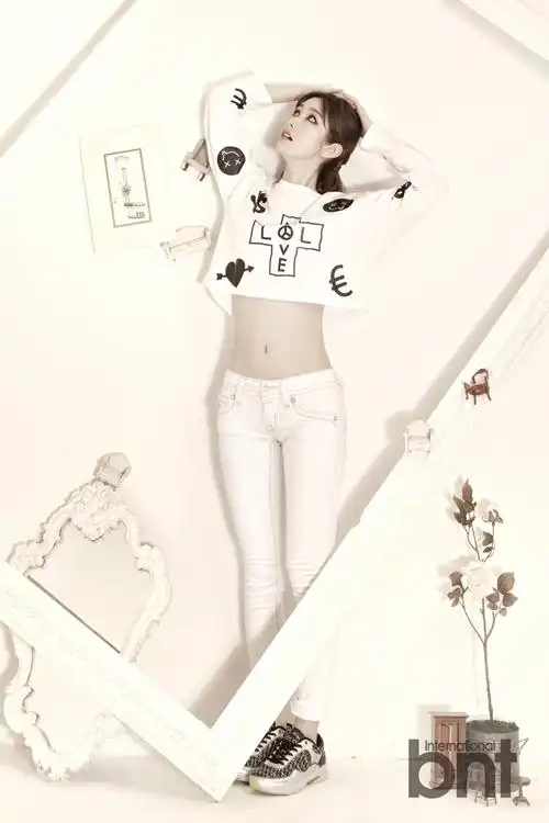 演员罗惠美拍写真 梦幻少女显唯美清新