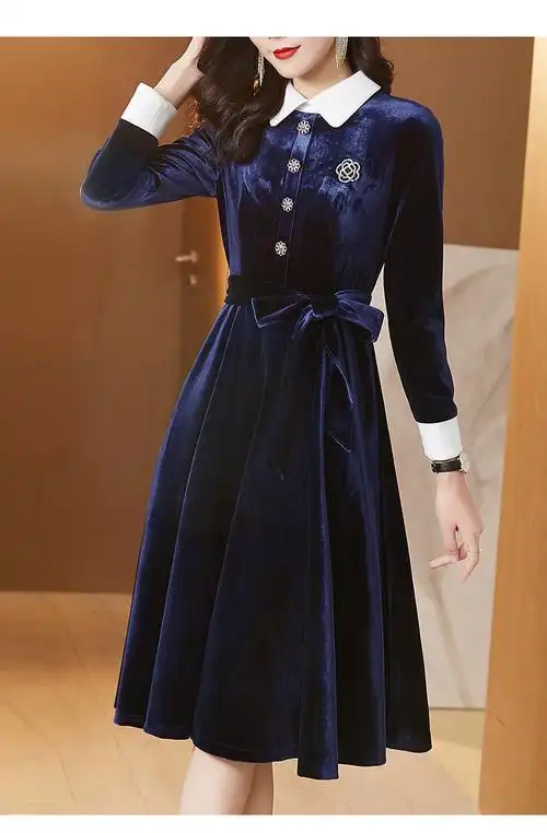 summa时尚品牌 金丝绒连衣裙女2021年春新款娃娃领气质修身显瘦内塔