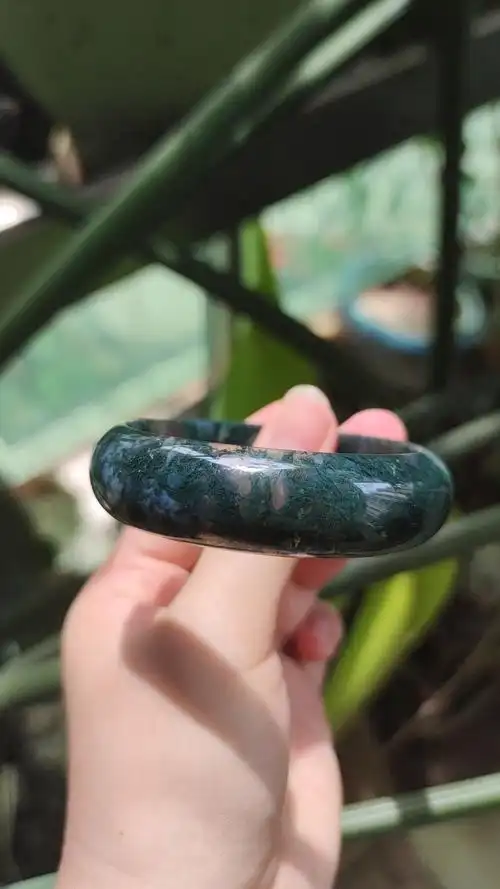 雀翎水草玛瑙手镯55口