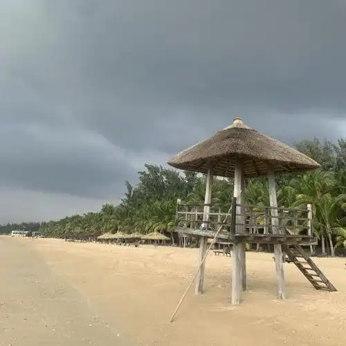 总占地面积乌石镇天成台度假村游人如织