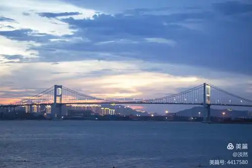 晚霞中的汕头东海岸