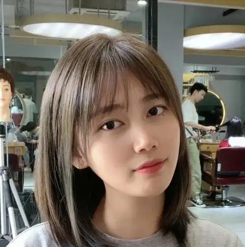 适合40岁女人的发型,这几款贵气时髦又百搭,还很好打理|短发|卷发