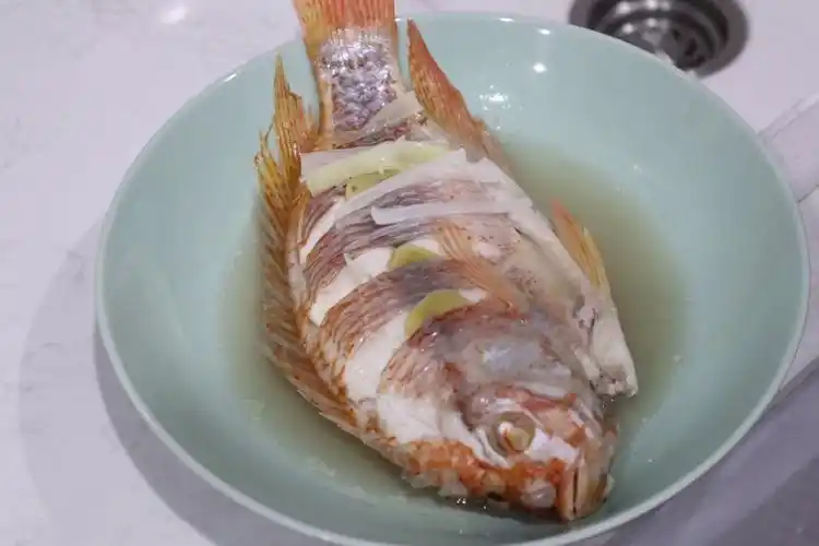 清蒸鲷鱼的做法