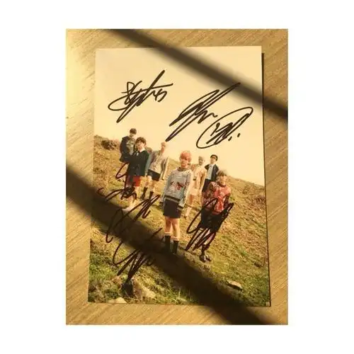 防弹少年团亲笔签名照