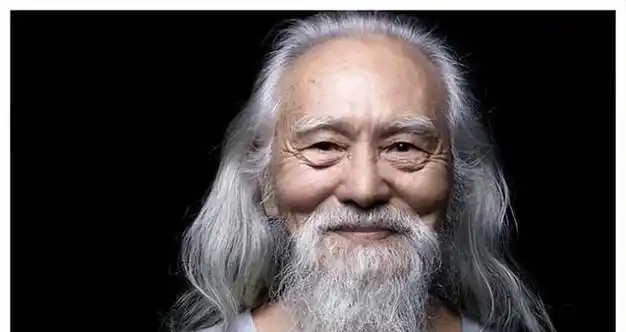 88岁"人生赢家"王德顺,"中国最帅老头"!他的人生有多传奇