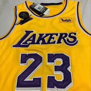 詹姆斯球衣湖人wish紫金密绣,细节自己看 科比 韦德