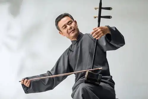 拉二胡的朋友们真有福!