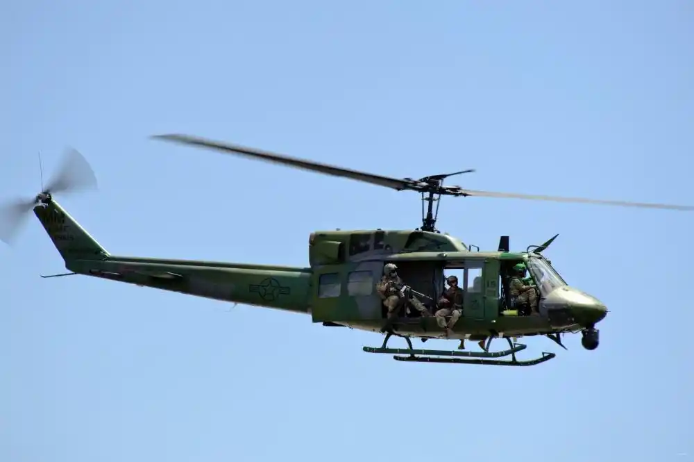 uh-1n从1970 年开始在空军服役,可谓是"无处不在"的战斗直升机之一.
