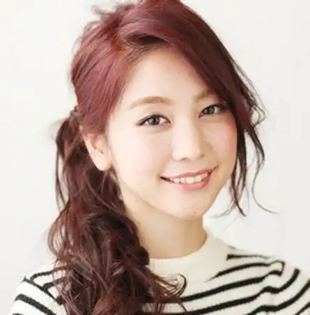 偏分马尾怎么扎好看 五款女生偏分马尾发型欣赏