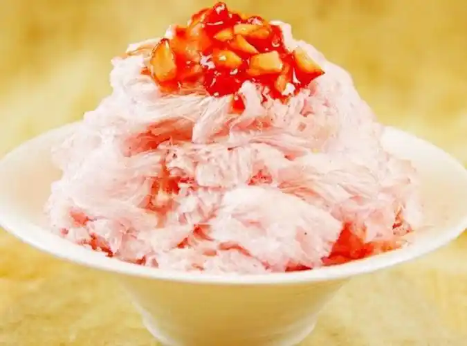 青县信誉楼新引进美食:吉事果,绵绵冰,欢迎大家到一楼餐饮区品尝