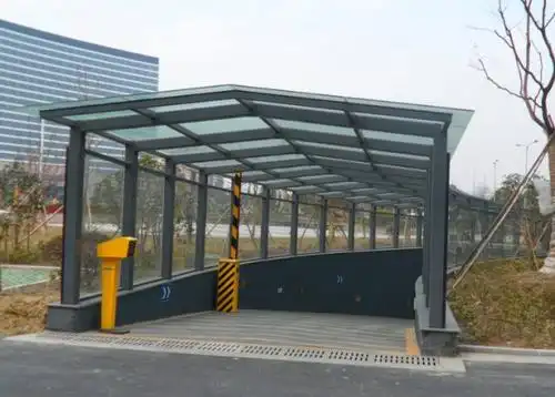 昆山某停车场出入口雨棚搭建