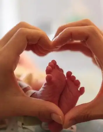 【感恩节最好的礼物】我握着你的手,陪你长大