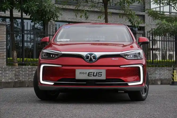 长续航纯电动汽车即将来临 北汽新能源eu5华南地区发布会暨新车试驾会