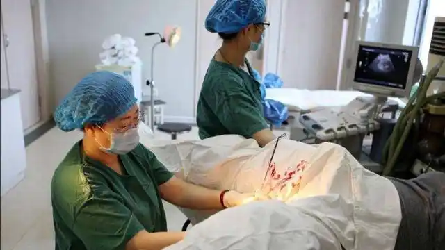 宫颈会受损做人工流产手术时,有些医生经验不足,或者手术不细致,会